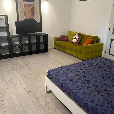 לינה וארוחת בוקר Casadipippi פארמה